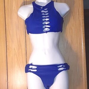 🆕 💞 SALE 🛍️ Royal Blue Knotted Swim Suit